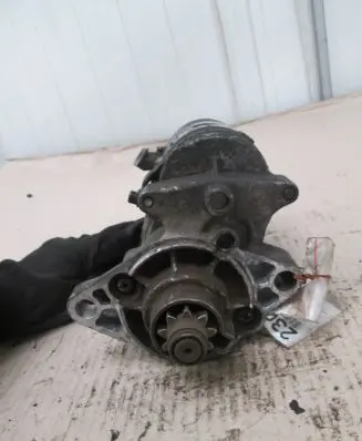 Mazda 323 Starter motor