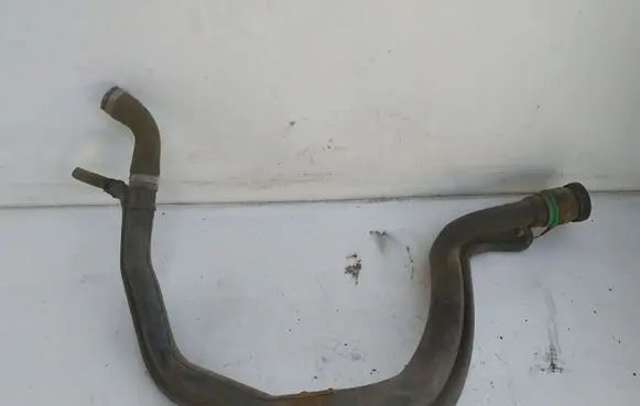 Toyota Avensis T250 Fuel tank filler neck pipe 7721005090