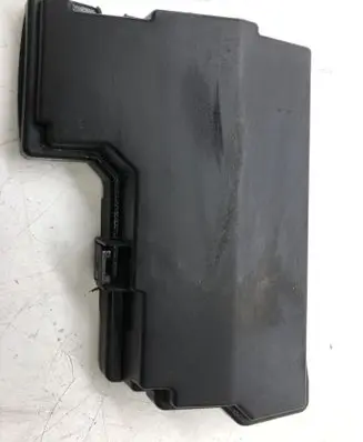 Nissan X-Trail T31 Fuse box cover JG00B