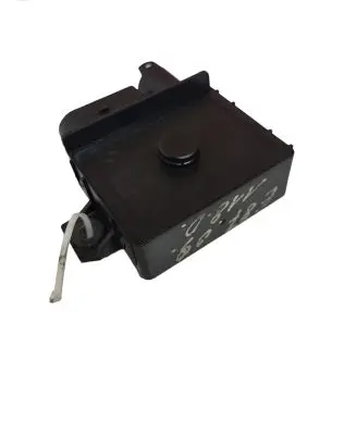 BMW 1 E81 E87 Glow plug pre-heat relay 779800003 052210102