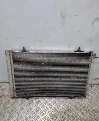 A/C cooling radiator (condenser)