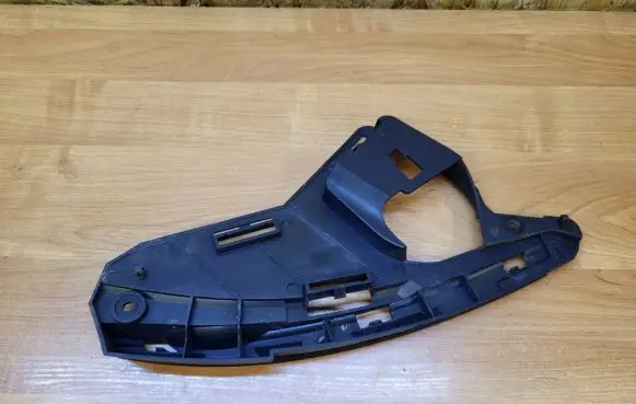 Volvo XC60 Headlight/headlamp mounting bracket 30763433 S3DHA SWEDEN