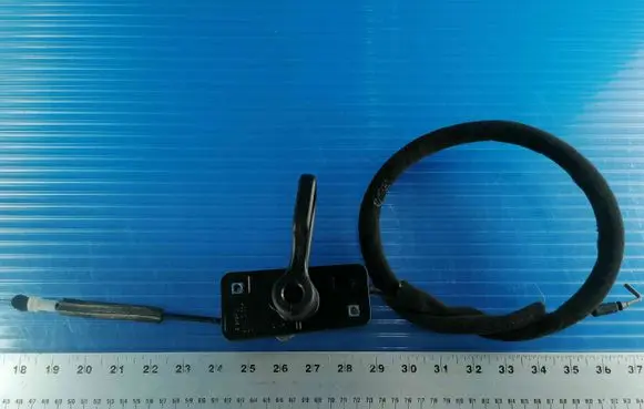 Loading door interior handle