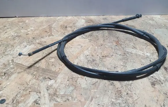 Audi A1 Engine bonnet/hood lock release cable 82B823535