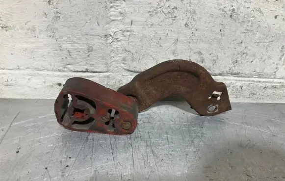 Muffler mount bracket/holder