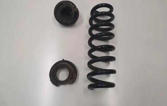 BMW 3 G20 G21 Rear coil spring 6875395 6888020