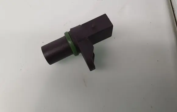 BMW 3 E46 Camshaft position sensor 12147518628