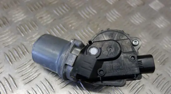 Toyota RAV 4 (XA40) Wiper motor 8511042210