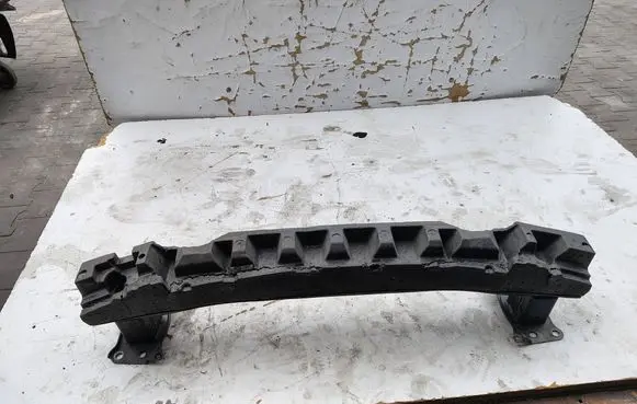 Volkswagen Touran I Front bumper support beam 