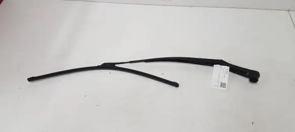 Mazda 6 Windshield/front glass wiper blade 