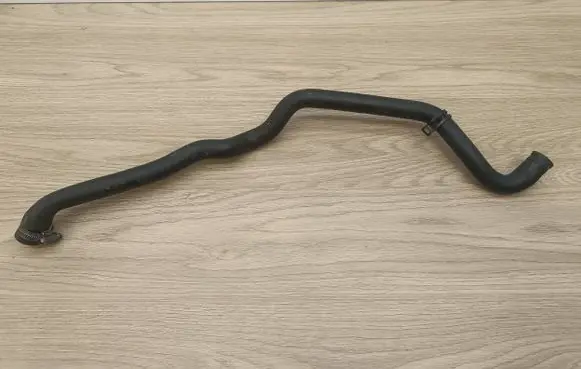 BMW X5 E70 Engine coolant pipe/hose 111433