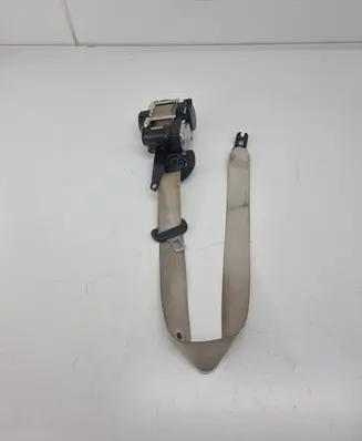 Volkswagen PASSAT B8 Front seatbelt 4h0857731c 631627100c