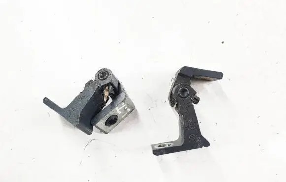Rear door hinge set