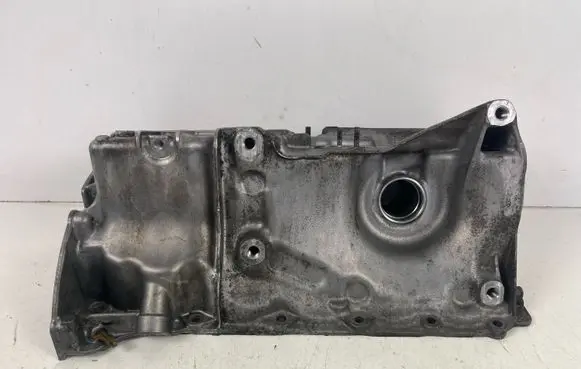 BMW X3 F25 Oil sump 67698410