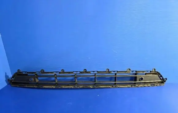 Volvo XC40 Front bumper lower grill 31449342