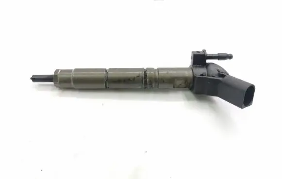 Fuel injector