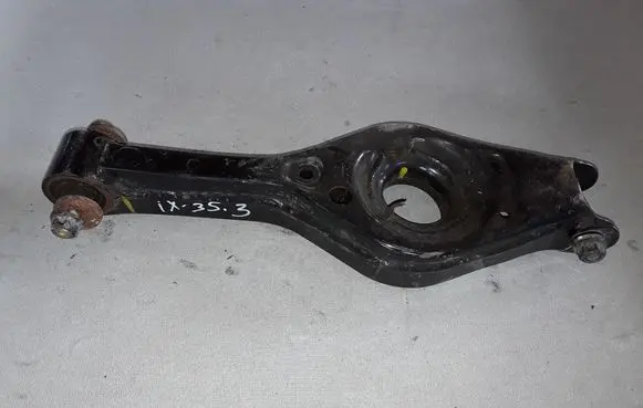 Hyundai ix35 Rear upper control arm/wishbone 552203U800