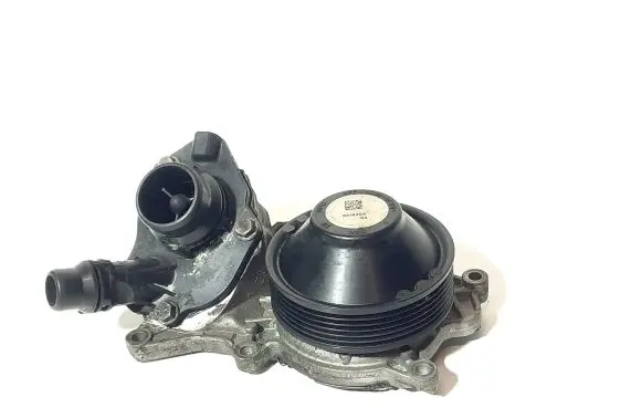 BMW 3 F30 F35 F31 Water pump 851620403