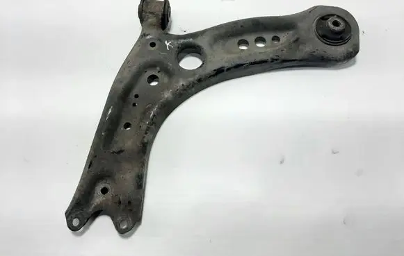 Seat Leon (5F) Front lower control arm/wishbone