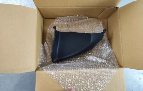 Porsche Macan (95B) Air flow deflector 95b121673b1e0