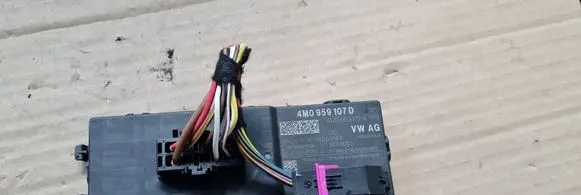 Audi RS Q8 Tailgate/trunk control unit/module 4M0959107D 4M0959107A 13008001