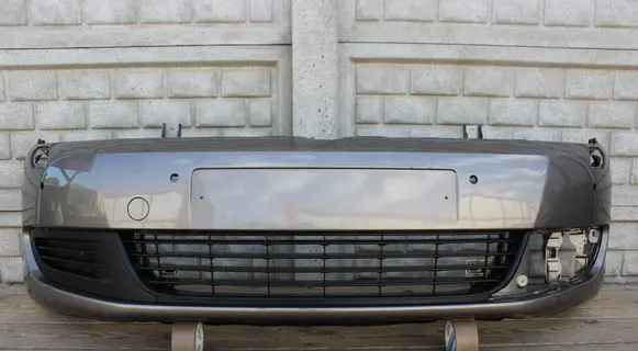 Volkswagen Golf Plus Front bumper 5M0807221