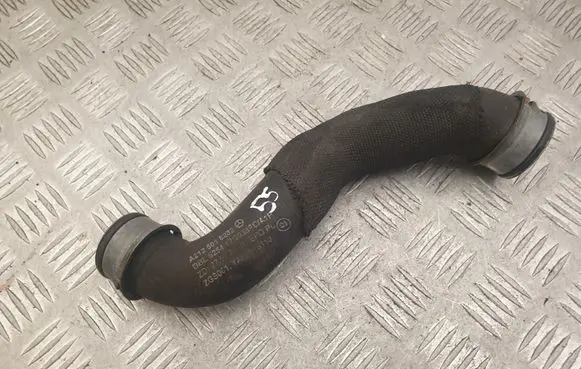 Mercedes-Benz C W204 Engine coolant pipe/hose A2125018282