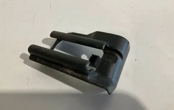 Mercedes-Benz E W211 Sliding door rail trim 2119190920