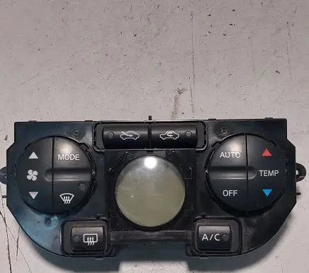 Nissan Tiida C11 Climate control unit 27500EM00A