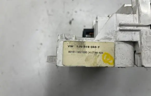 Volkswagen Golf IV Interior fan control switch 1JO819045F