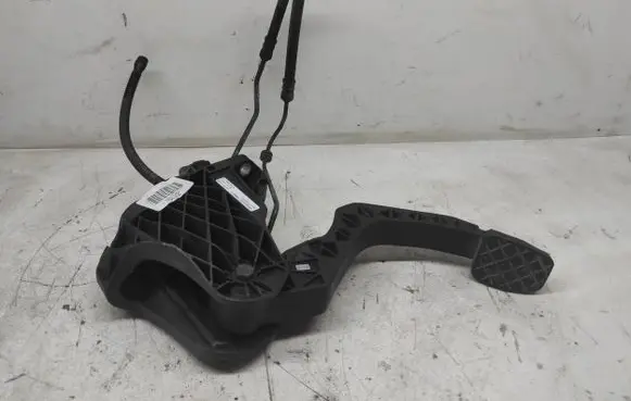 Skoda Octavia Mk2 (1Z) Clutch pedal 10112008 1K1721059ES 9700159401