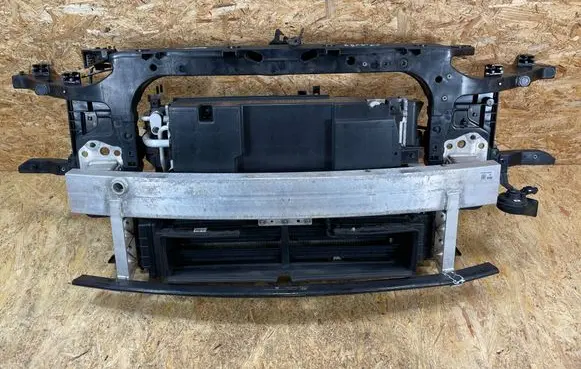 Hyundai Kona I Radiator support slam panel