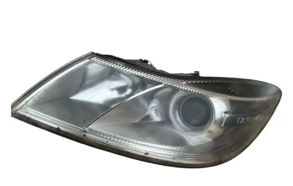 Skoda Octavia Mk2 (1Z) Headlight/headlamp 1z2941015f T9100080Z90 8079011