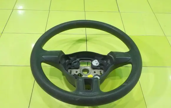 Volkswagen Golf VI Steering wheel 5K0419091H XP63
