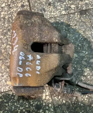Audi A6 S6 C6 4F Front brake caliper