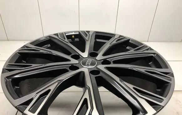 Audi A6 etron 85E R21 alloy rim felga