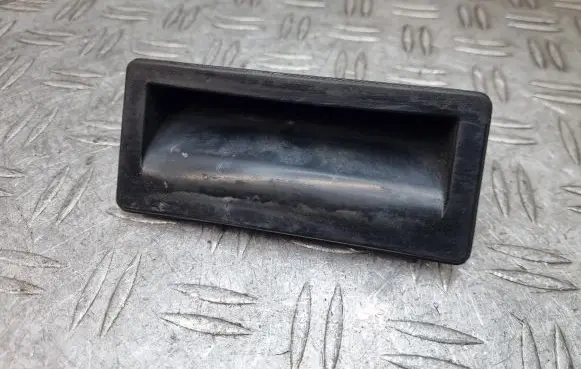 Audi A4 S4 B8 8K Tailgate/trunk/boot exterior handle 5X6827566B
