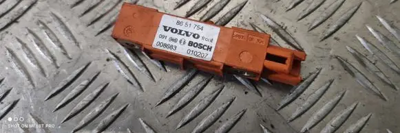 Volvo XC90 Airbag deployment crash/impact sensor 8651754