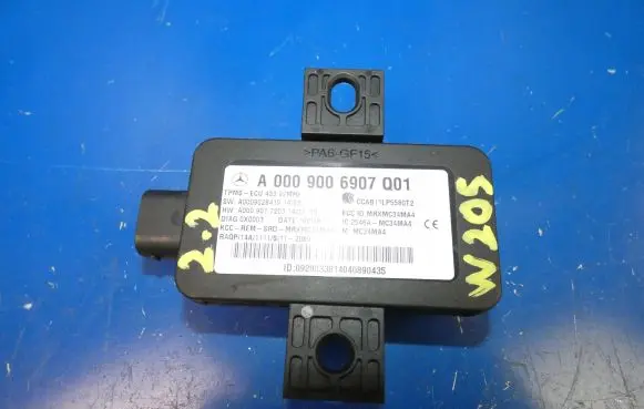 Mercedes-Benz C W205 Tire pressure sensor 