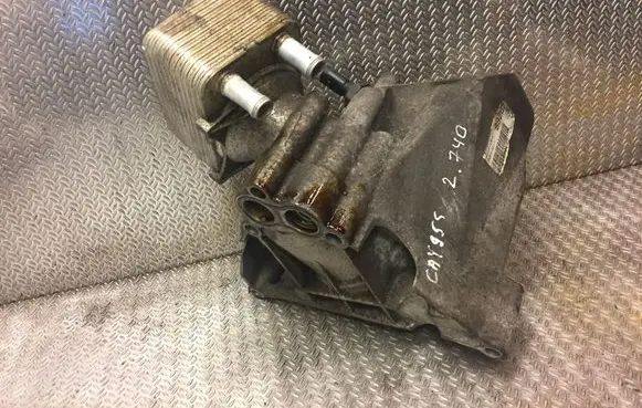 Engine oil radiator