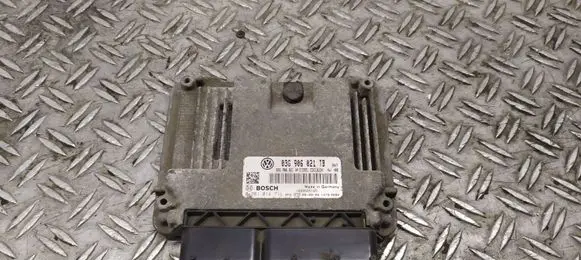 Skoda Octavia Mk2 (1Z) Engine control unit/module 03G906021TB 0281014711