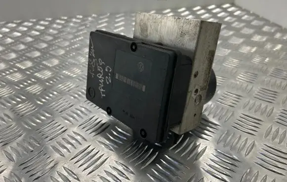 Volkswagen Touareg I ABS Pump 7L0907379F 00008654B0 10092503243