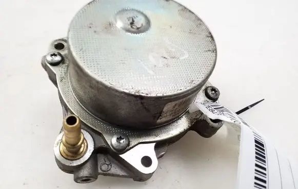 Opel Insignia A Vacuum pump 55205446