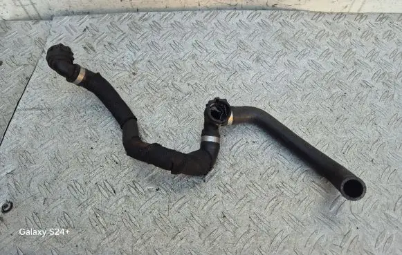 BMW 7 G11 G12 Engine coolant pipe/hose 7537605