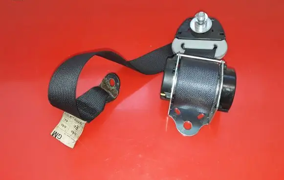 Citroen C-Crosser Rear seatbelt 6066751