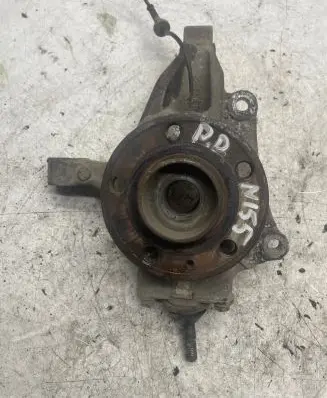Volvo V70 Front wheel hub spindle knuckle 9461944