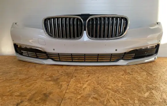 BMW 7 G11 G12 Front bumper 7409353