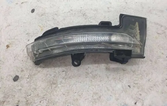 Skoda Octavia Mk3 (5E) Mirror indicator light 5E0949102