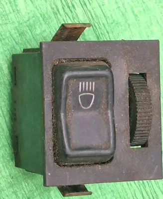 Volkswagen PASSAT B2 Light switch 321941531