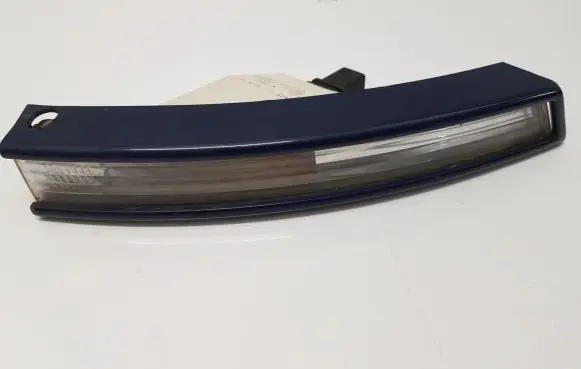 Volkswagen PASSAT B6 Front bumper turn signal 3C0807718A 3C0953042E